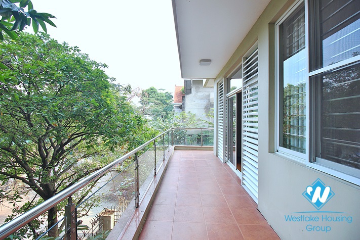 Lake view- House with big terrace for rent in Tay Ho, Hanoi